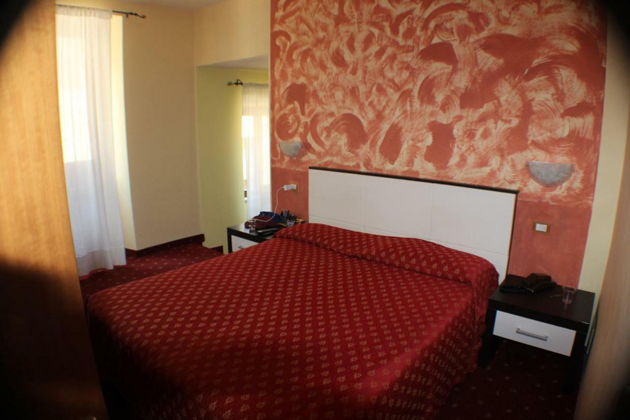 Hotel Miralago Pieve  Экстерьер фото